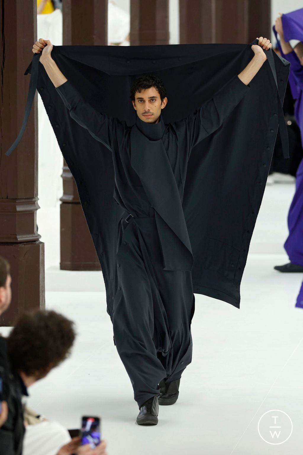 Fashion Week Paris Fall/Winter 2025 look 45 from the IM MEN collection menswear