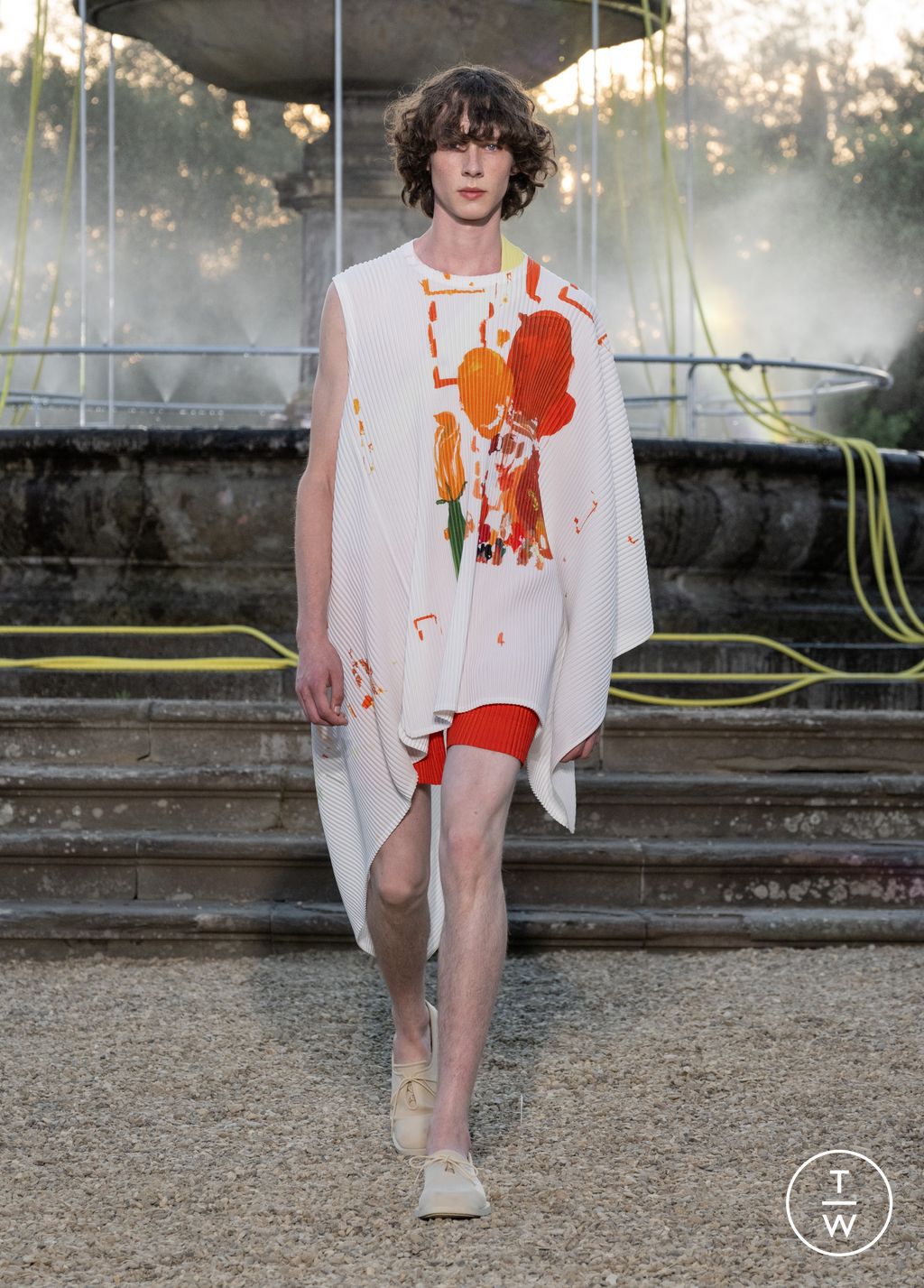 Fashion Week Florence - Pitti Spring/Summer 2026 look 17 from the Homme Plissé Issey Miyake collection menswear