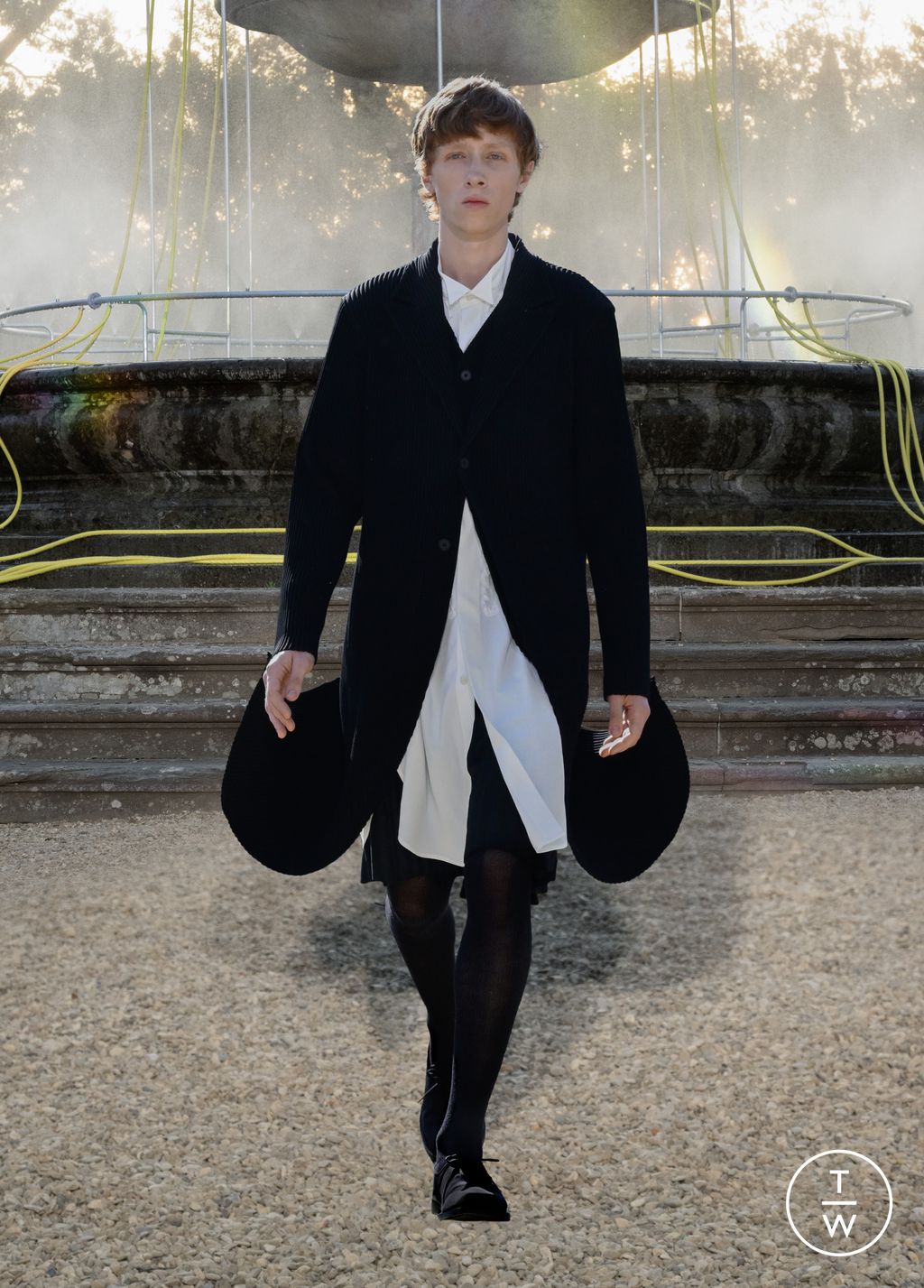 Fashion Week Florence - Pitti Spring/Summer 2026 look 19 from the Homme Plissé Issey Miyake collection menswear