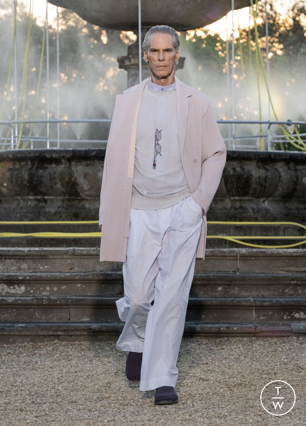 Fashion Week Florence - Pitti Spring/Summer 2026 look 20 de la collection Homme Plissé Issey Miyake menswear