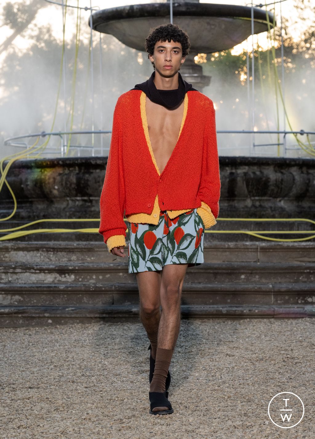 Fashion Week Florence - Pitti Spring/Summer 2026 look 26 de la collection Homme Plissé Issey Miyake menswear