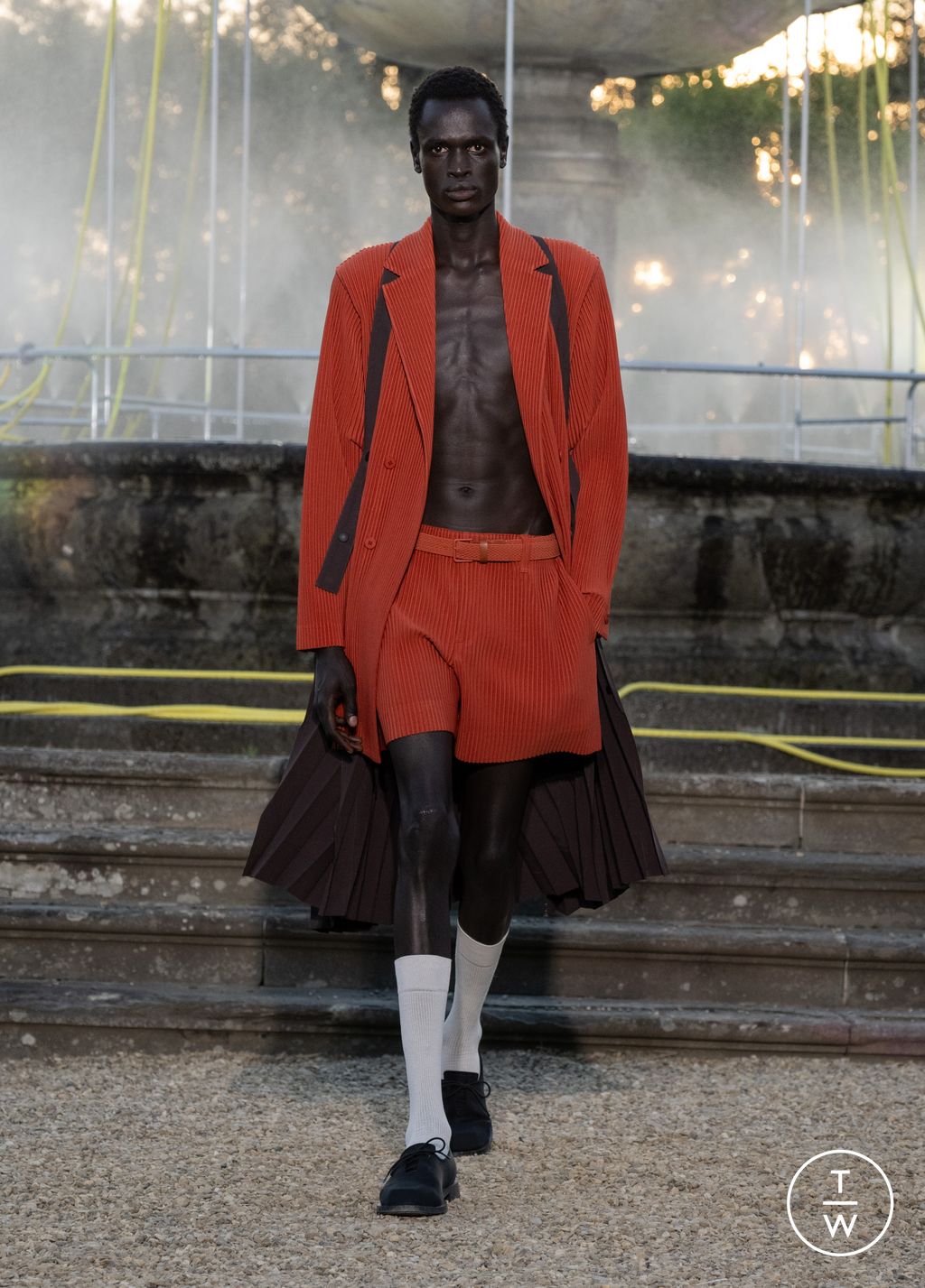 Fashion Week Florence - Pitti Spring/Summer 2026 look 33 de la collection Homme Plissé Issey Miyake menswear