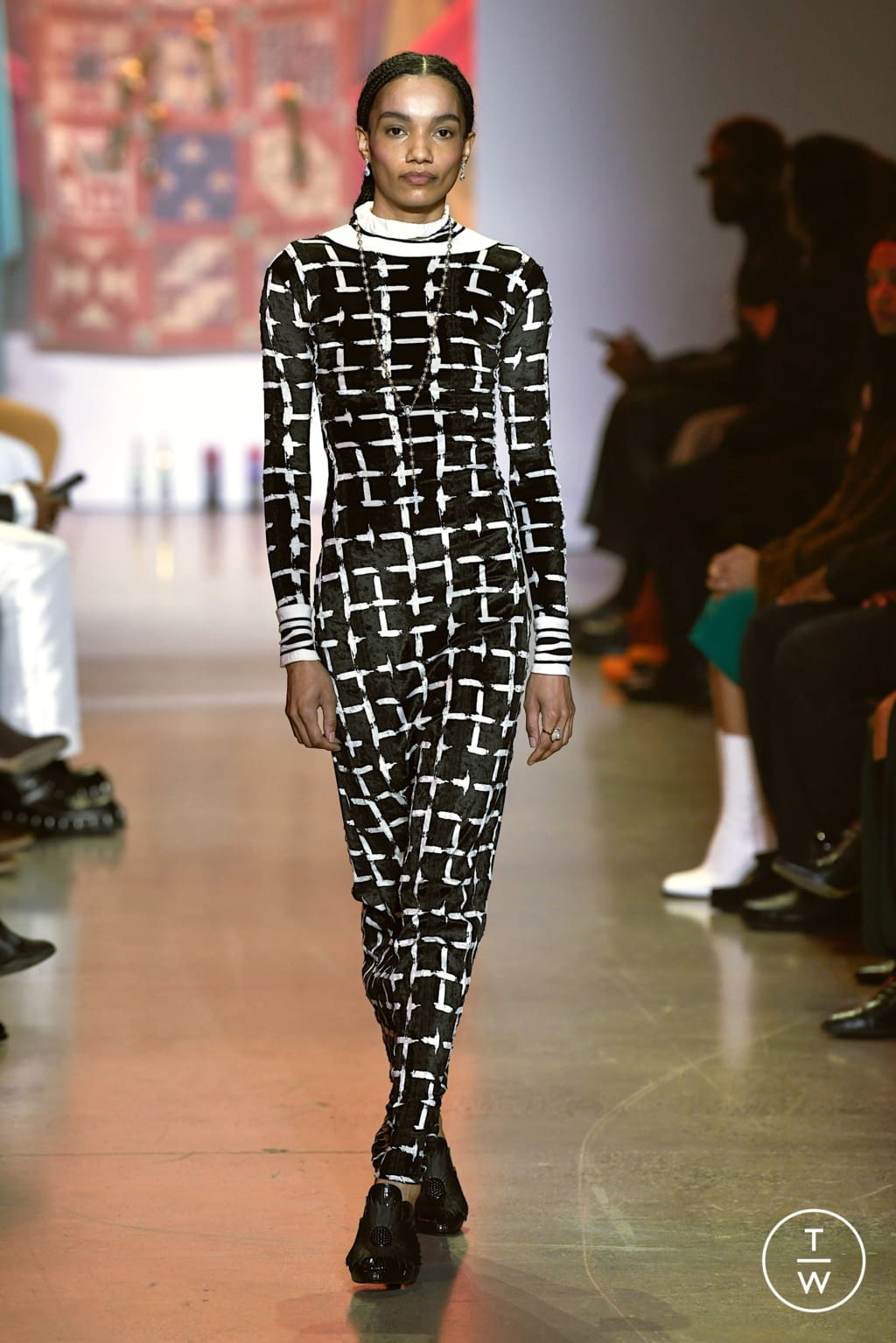 Fashion Week New York Fall/Winter 2022 look 21 from the House of Aama collection womenswear
