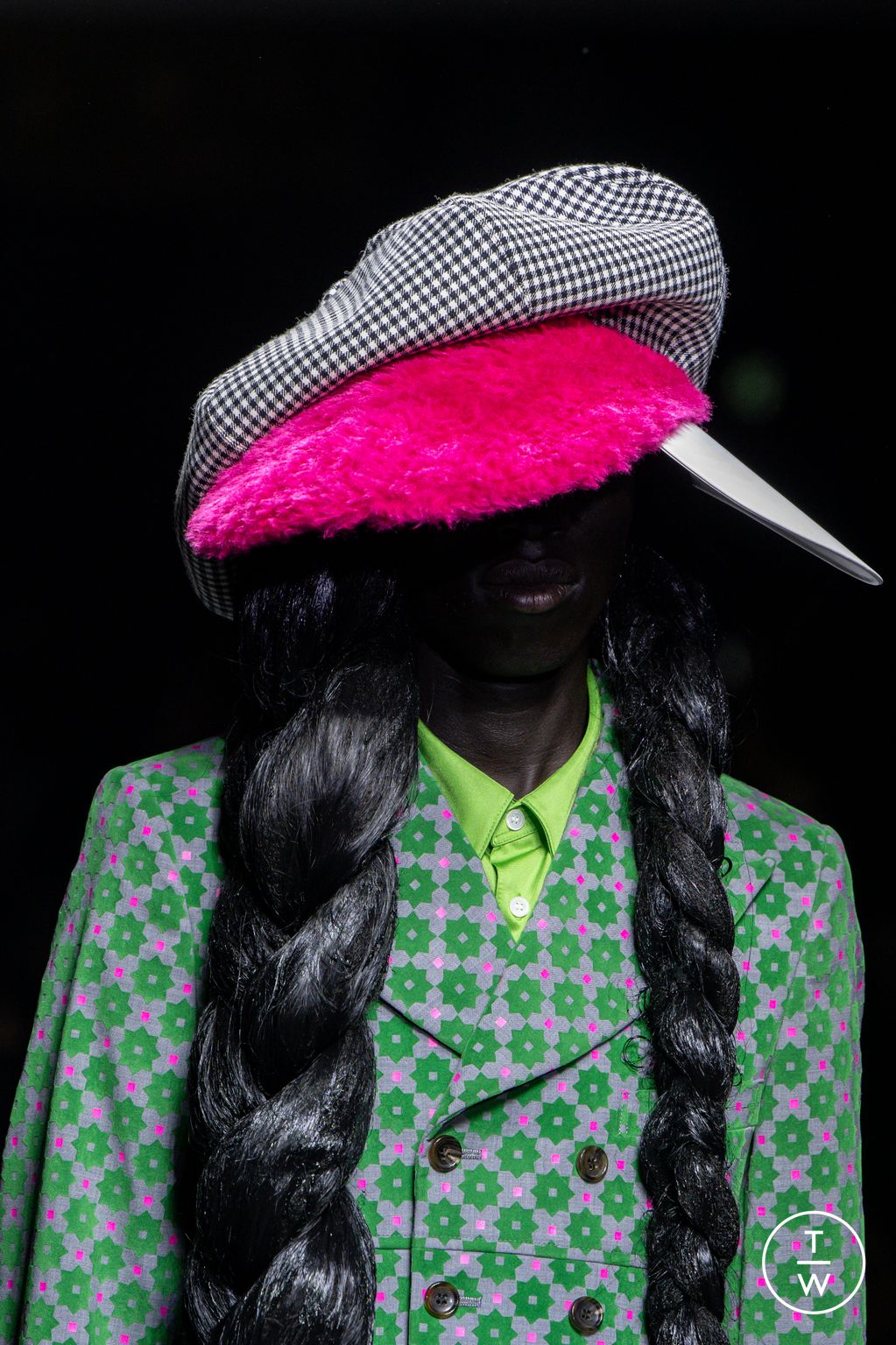 Fashion Week Paris Spring/Summer 2026 look 34 from the Comme des Garçons Homme Plus collection menswear accessories