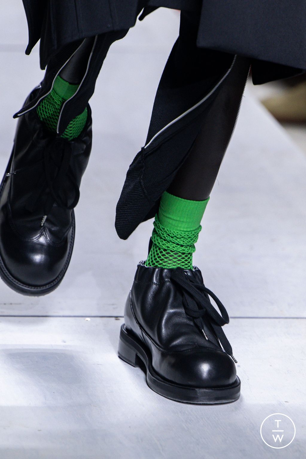 Fashion Week Paris Spring/Summer 2026 look 36 from the Comme des Garçons Homme Plus collection menswear accessories