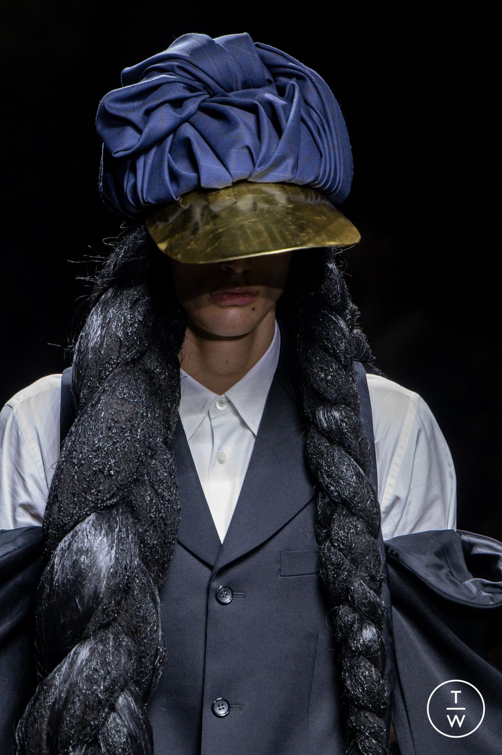 Fashion Week Paris Spring/Summer 2026 look 37 from the Comme des Garçons Homme Plus collection menswear accessories