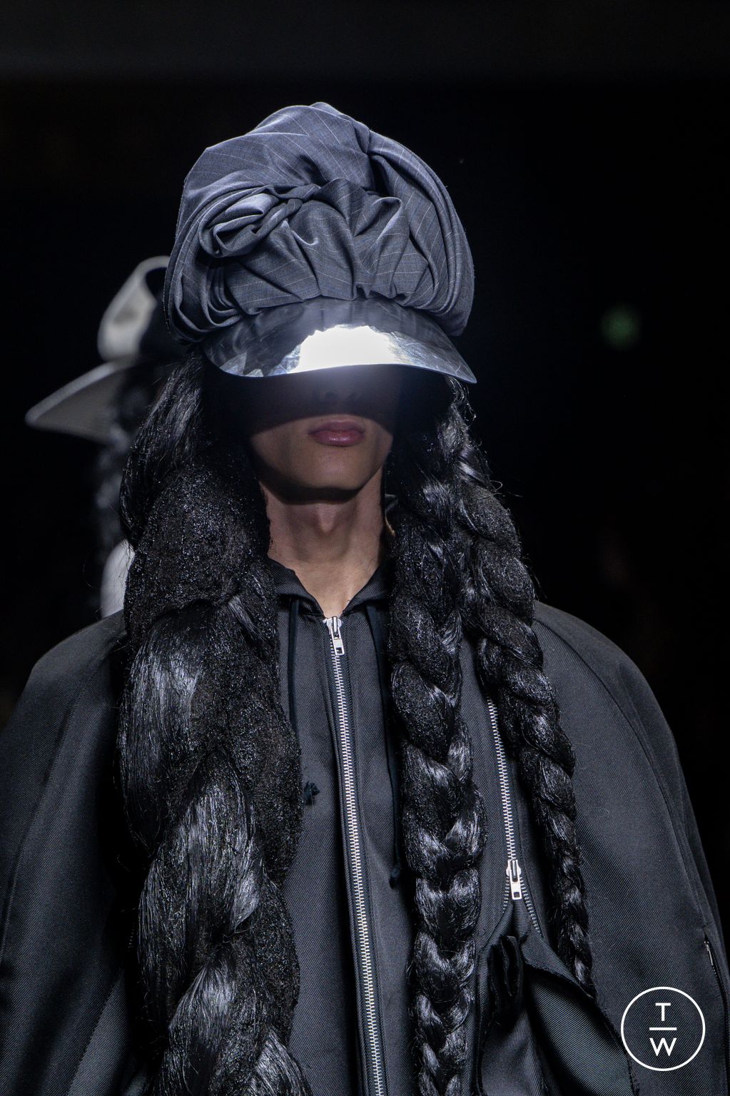 Fashion Week Paris Spring/Summer 2026 look 40 from the Comme des Garçons Homme Plus collection menswear accessories