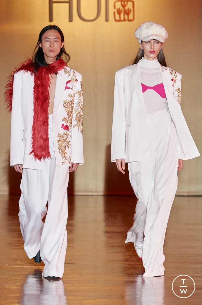 Fashion Week Milan Fall/Winter 2022 look 24 from the Hui collection womenswear