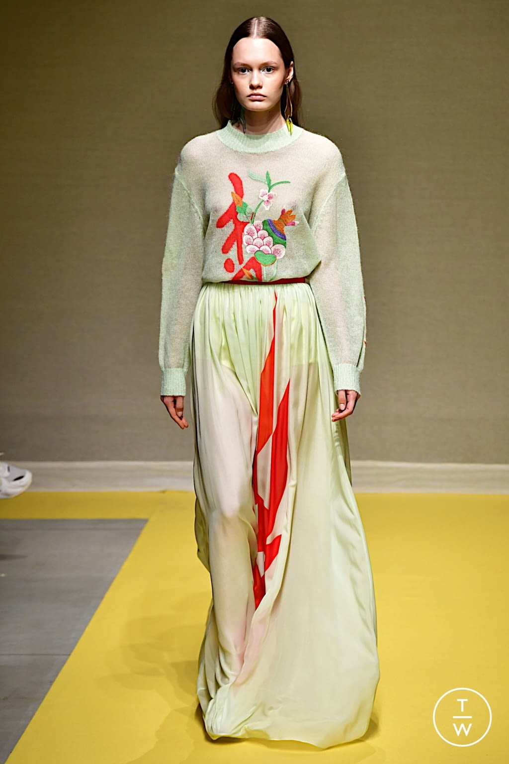 Fashion Week Milan Spring/Summer 2022 look 10 from the Hui collection 女装