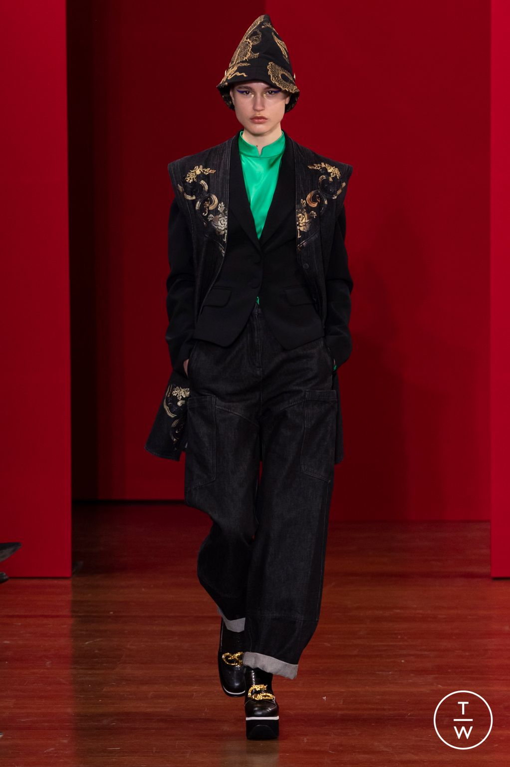 Fashion Week Milan Fall/Winter 2023 look 9 de la collection Hui womenswear