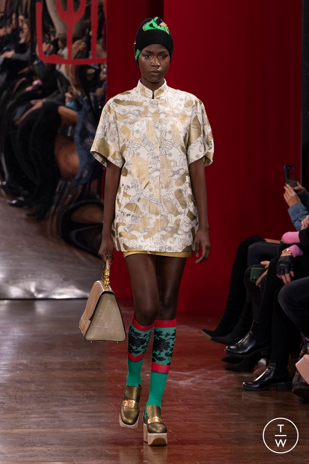 Fashion Week Milan Fall/Winter 2023 look 10 de la collection Hui womenswear