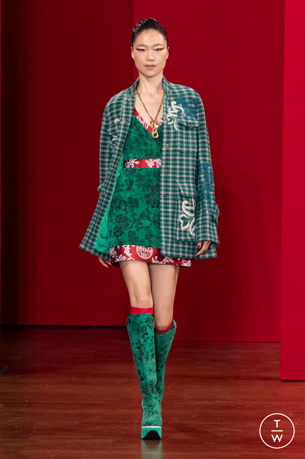 Fashion Week Milan Fall/Winter 2023 look 19 from the Hui collection womenswear