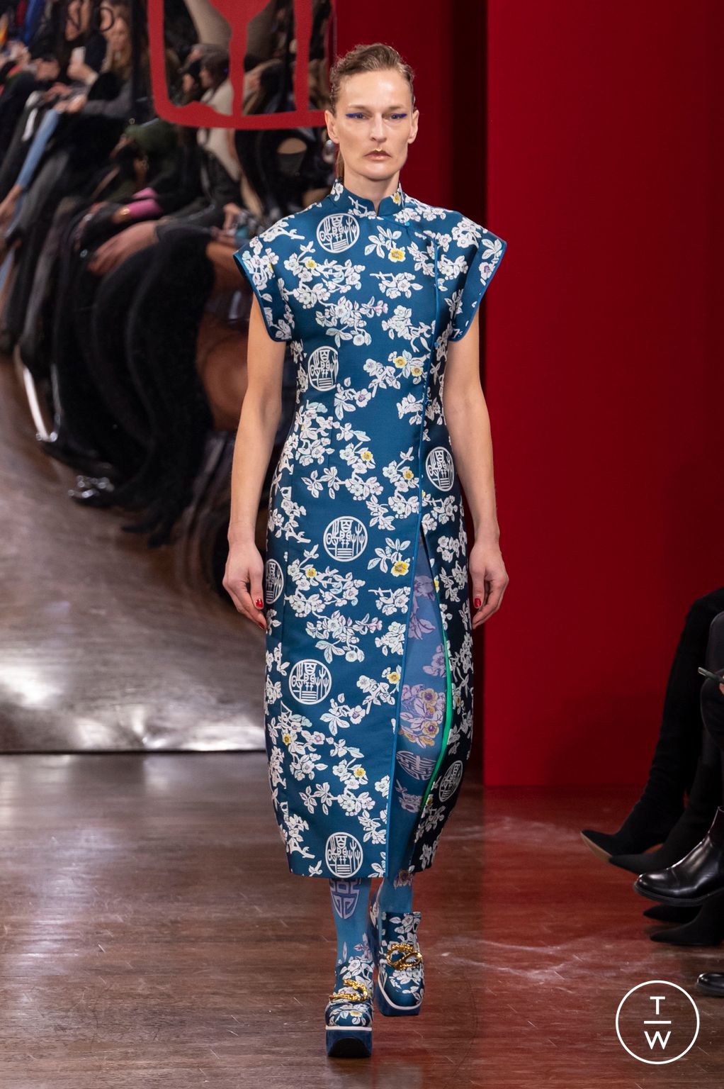 Fashion Week Milan Fall/Winter 2023 look 28 from the Hui collection womenswear