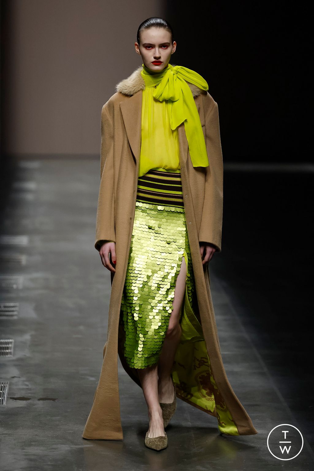 Fashion Week Milan Fall/Winter 2024 look 6 from the Hui collection womenswear