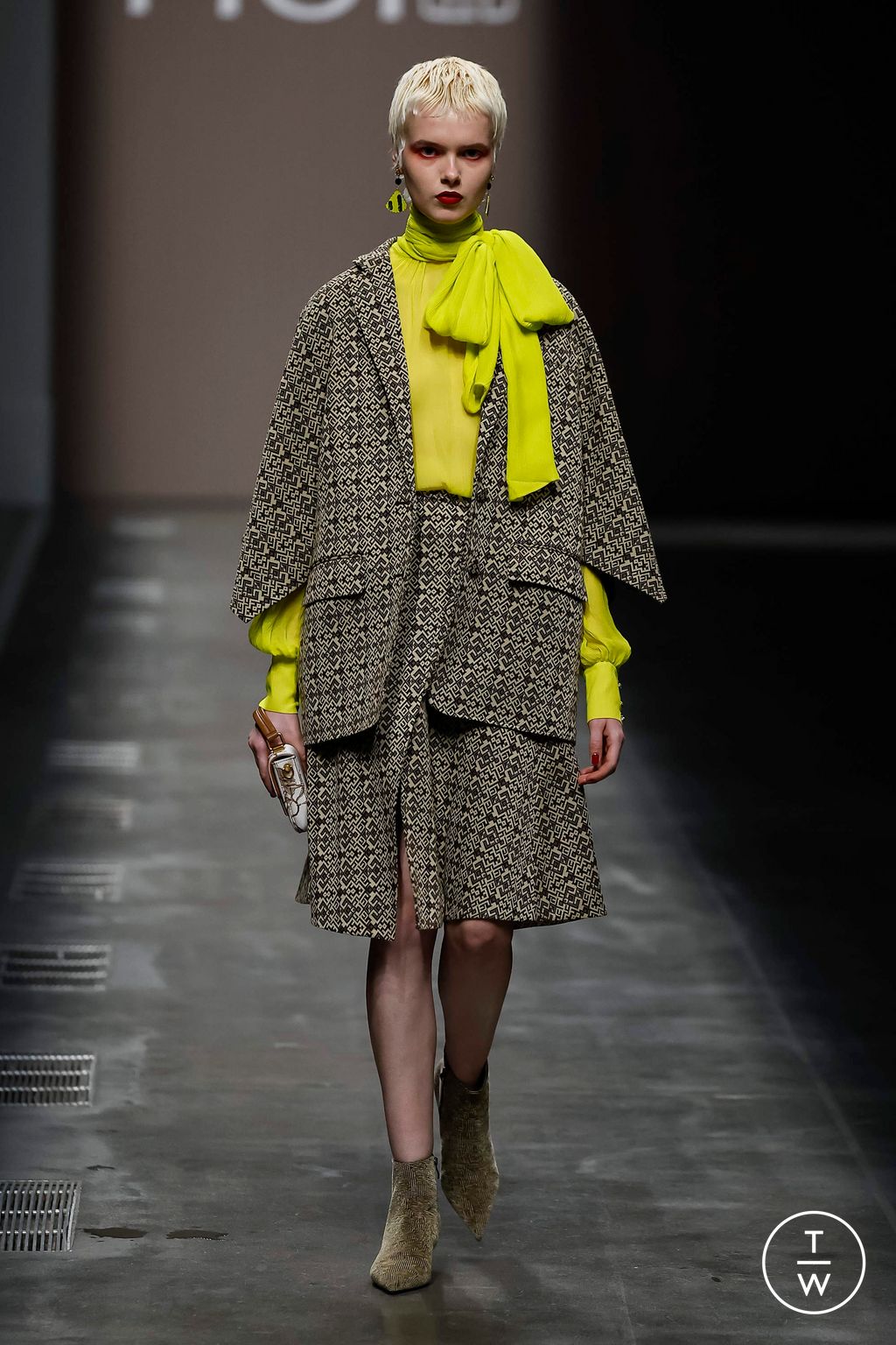 Fashion Week Milan Fall/Winter 2024 look 7 from the Hui collection womenswear