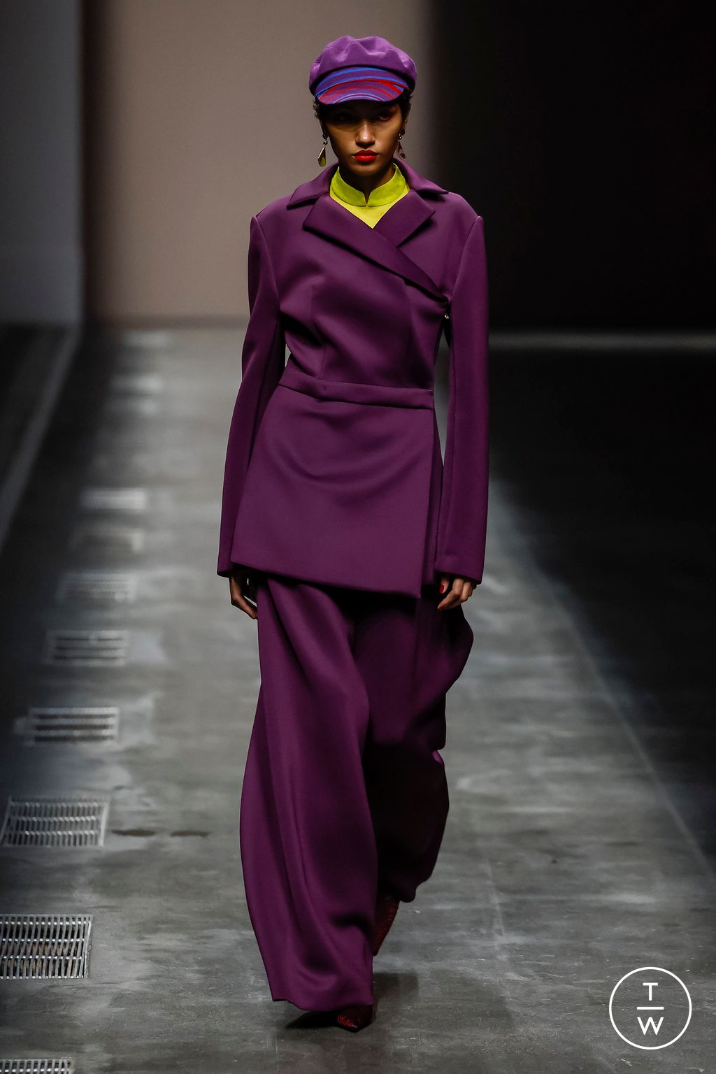 Fashion Week Milan Fall/Winter 2024 look 10 from the Hui collection 女装