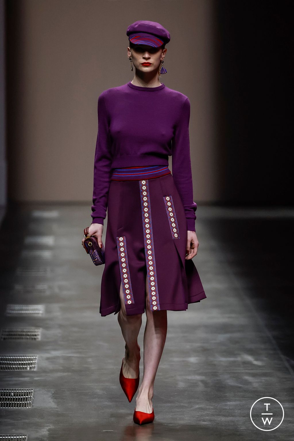 Fashion Week Milan Fall/Winter 2024 look 12 from the Hui collection womenswear