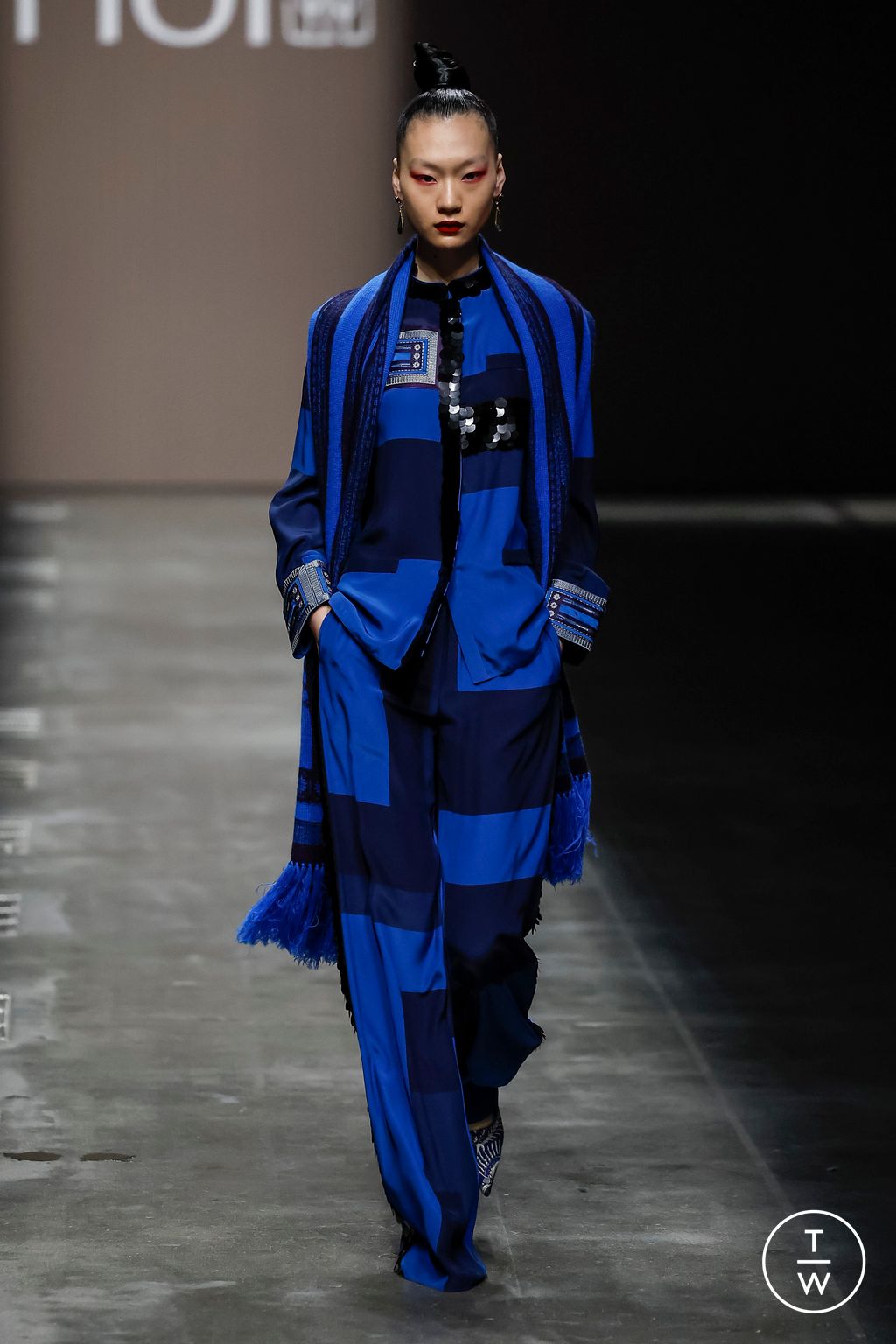 Fashion Week Milan Fall/Winter 2024 look 21 from the Hui collection womenswear