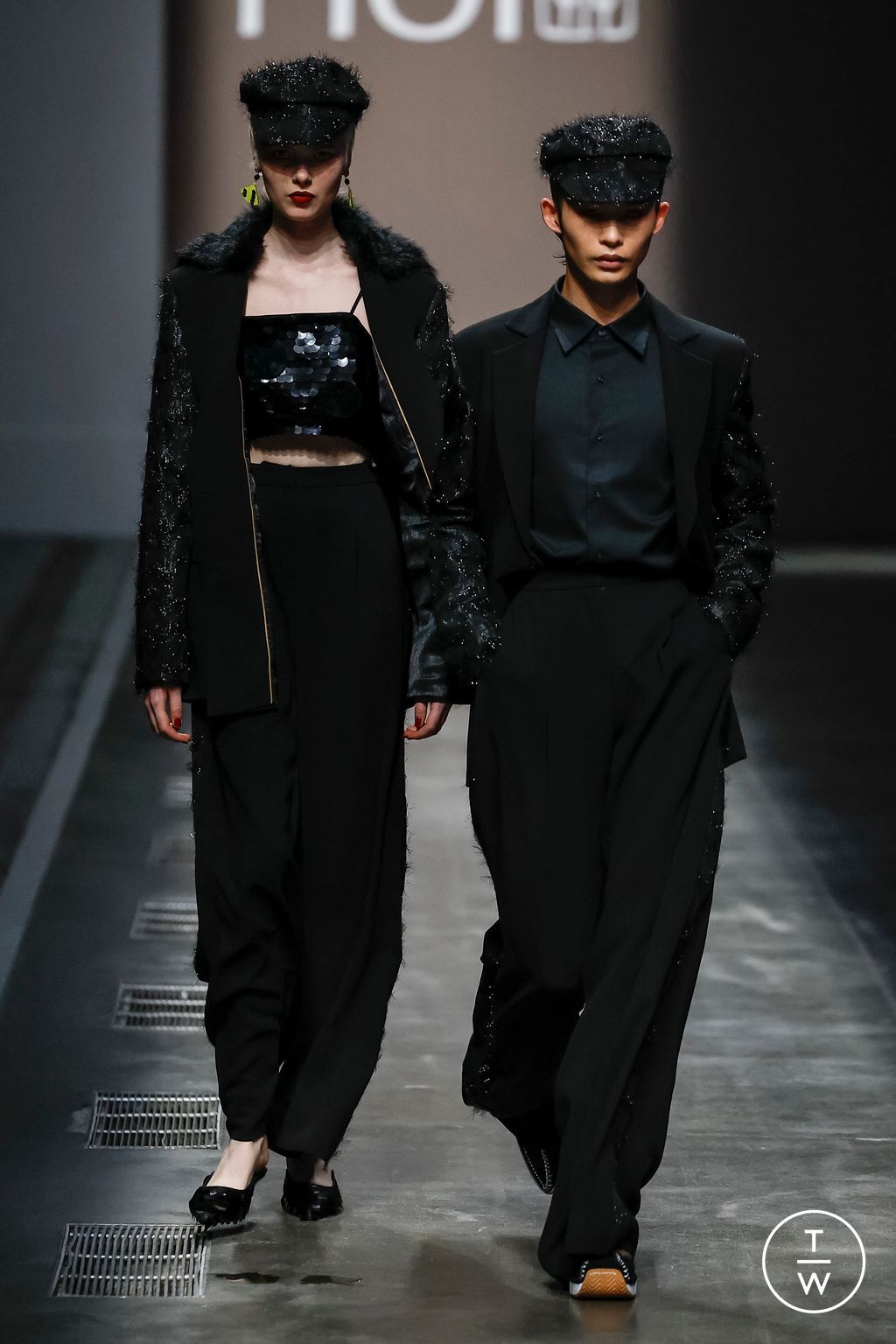 Fashion Week Milan Fall/Winter 2024 look 30 de la collection Hui womenswear