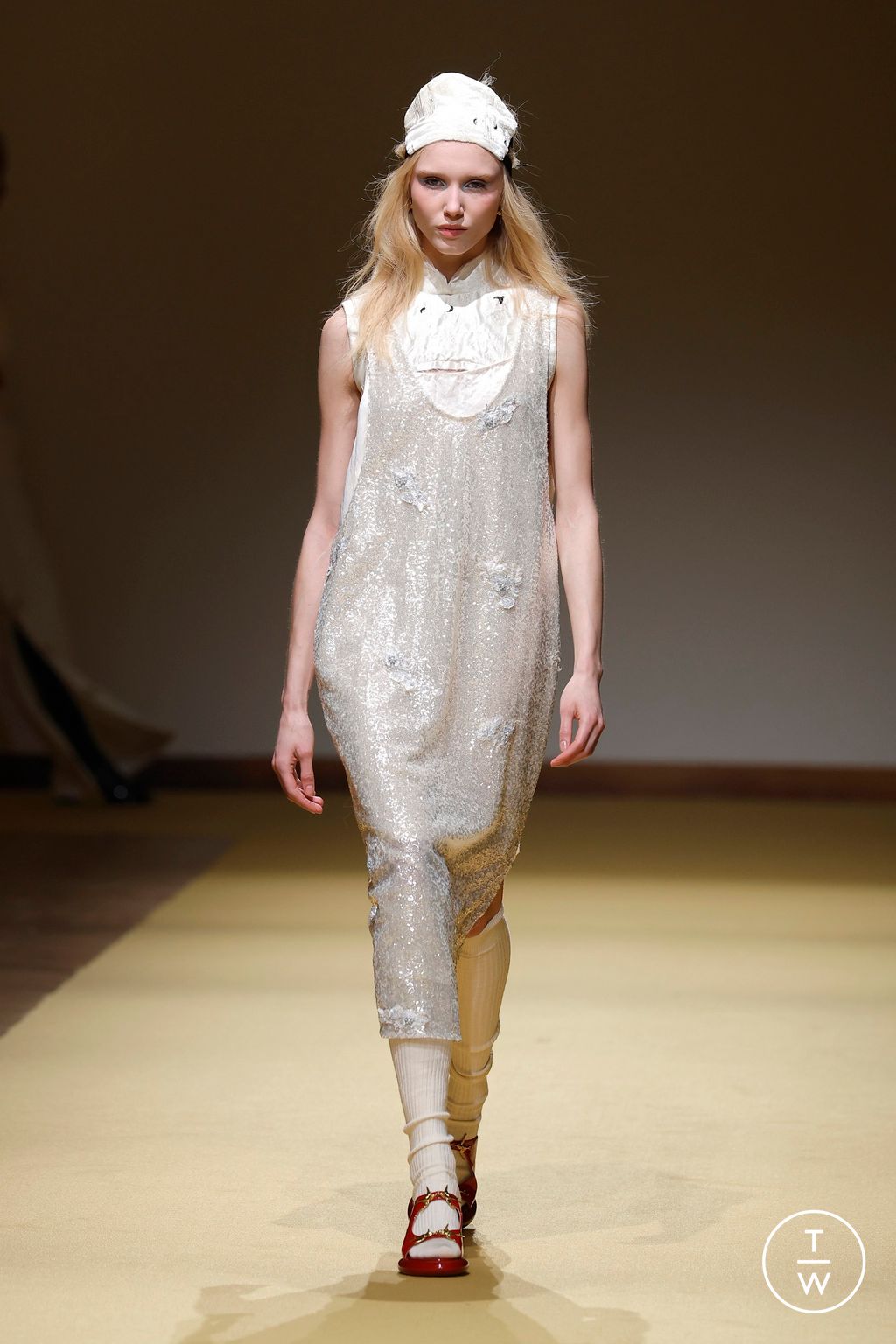 Fashion Week Milan Fall/Winter 2026 look 35 from the Hui collection womenswear