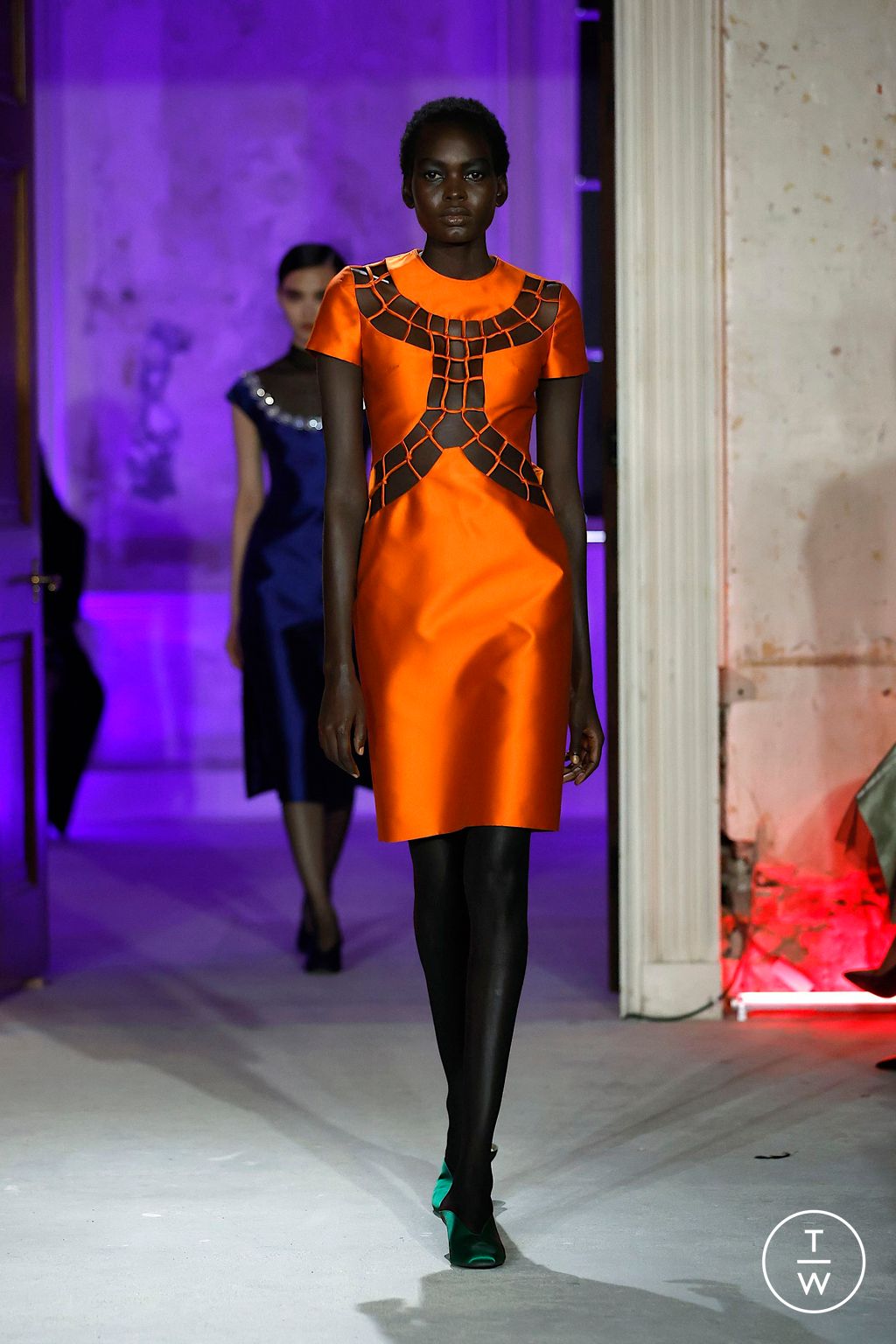 Fashion Week London Spring/Summer 2025 look 34 from the Huishan Zhang collection womenswear