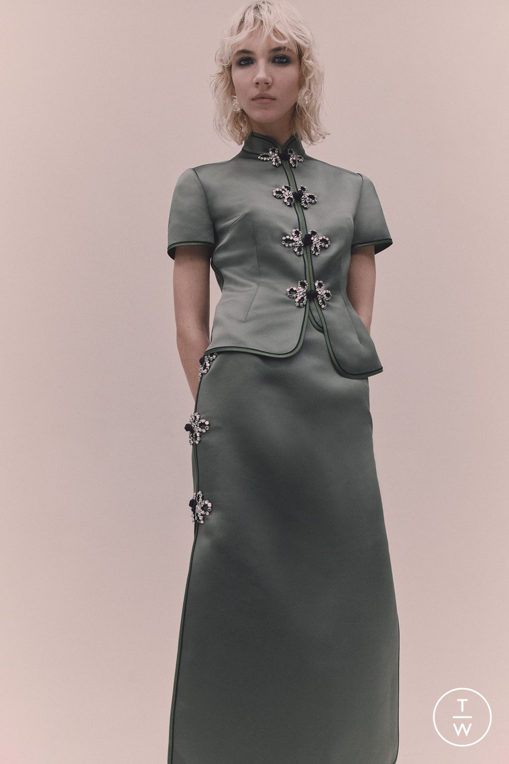 Fashion Week London Pre-Fall 2024 look 14 from the Huishan Zhang collection 女装