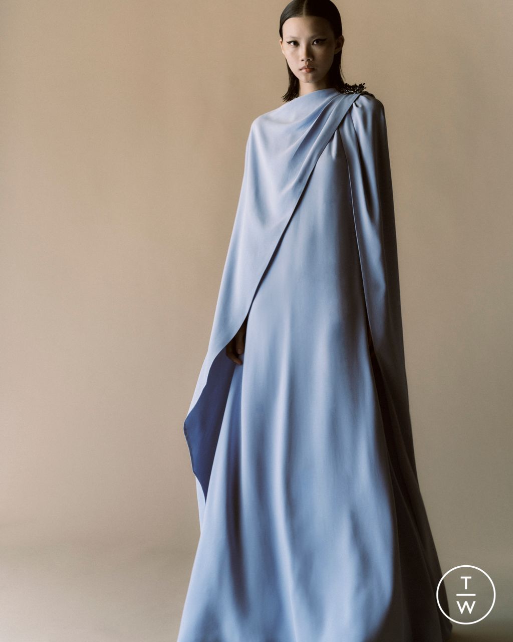 Fashion Week London Resort 2025 look 26 de la collection Huishan Zhang womenswear
