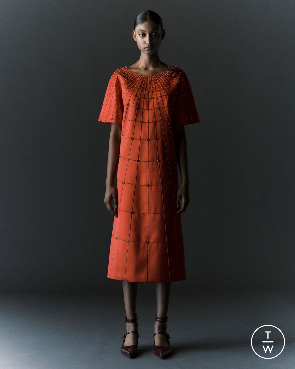Fashion Week London Resort 2025 look 34 from the Huishan Zhang collection 女装