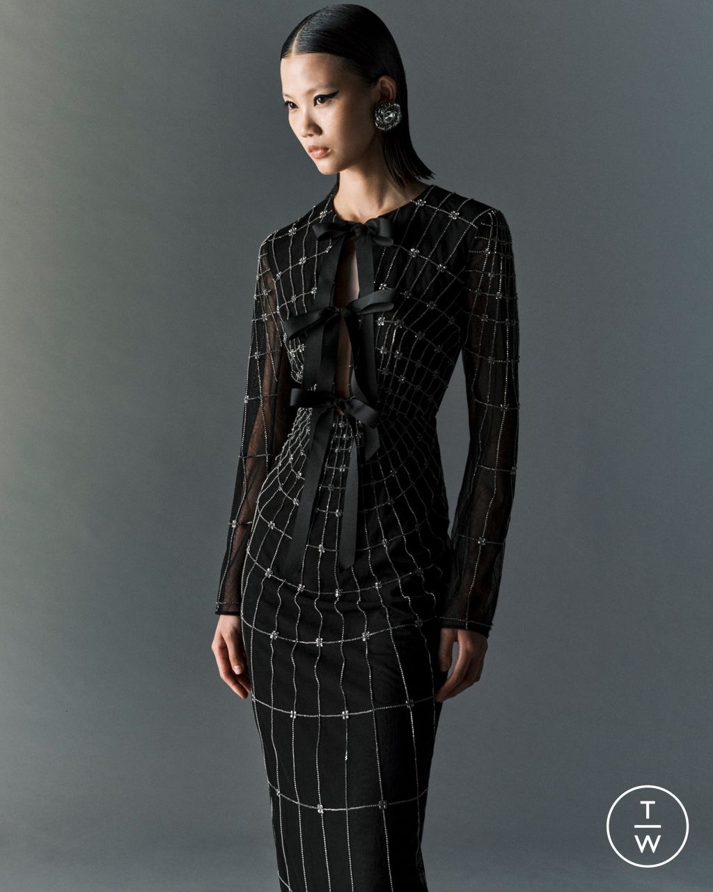 Fashion Week London Resort 2025 look 37 from the Huishan Zhang collection womenswear