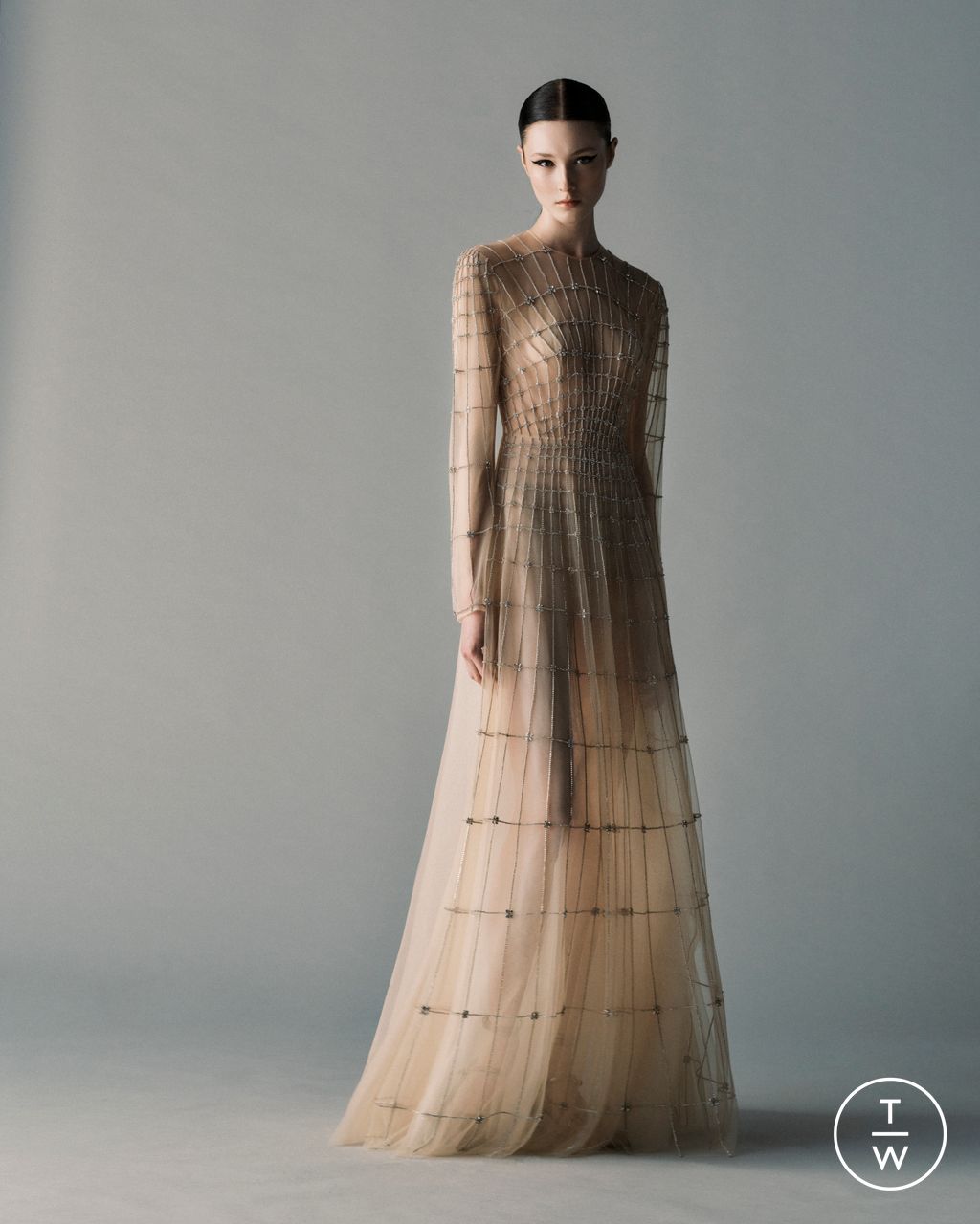 Fashion Week London Resort 2025 look 38 from the Huishan Zhang collection 女装