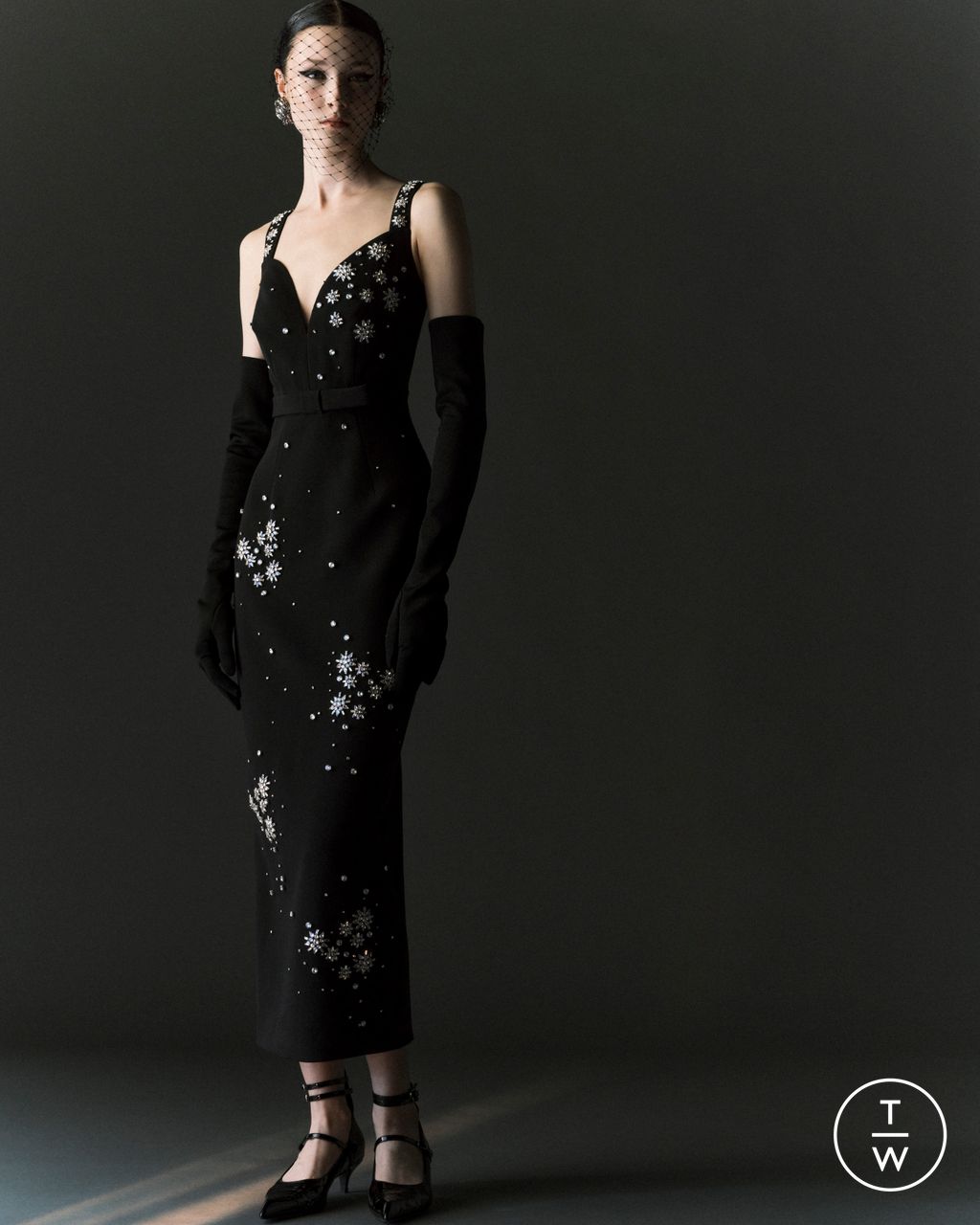 Fashion Week London Resort 2025 look 6 from the Huishan Zhang collection womenswear