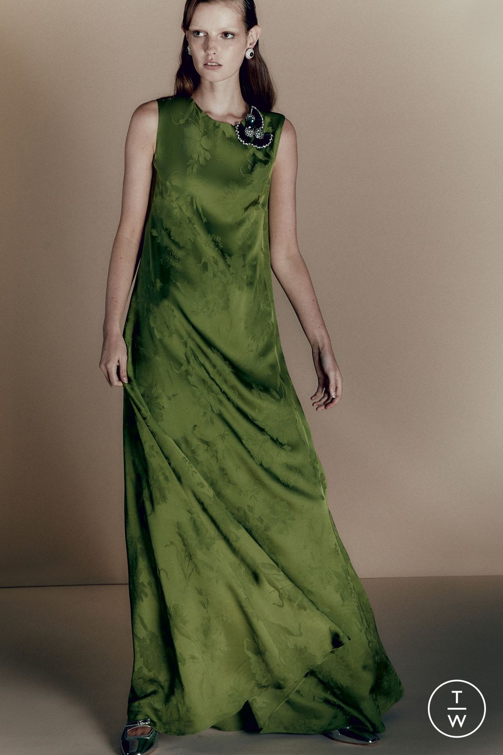 Fashion Week London Resort 2026 look 26 from the Huishan Zhang collection womenswear