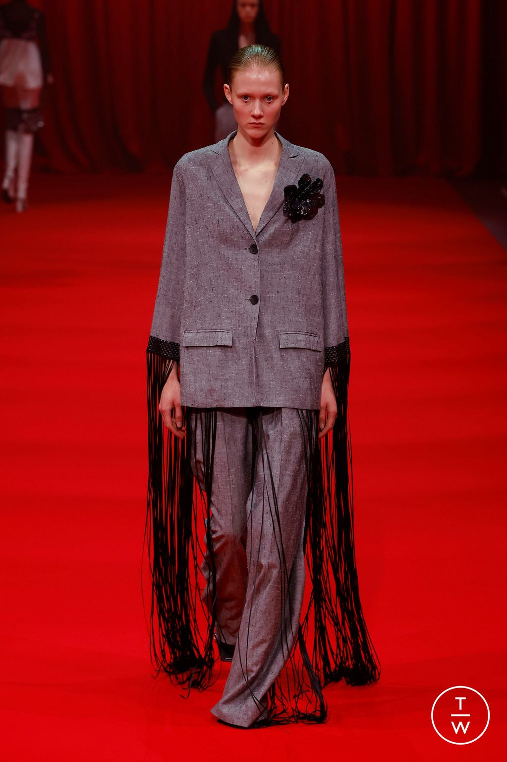 Fashion Week London Spring/Summer 2024 look 5 from the Huishan Zhang collection 女装