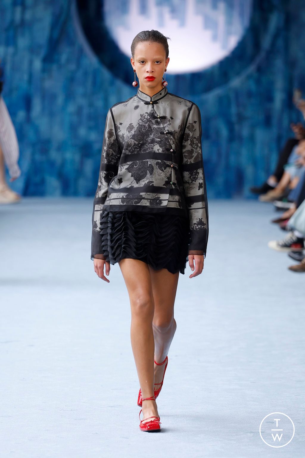 Fashion Week Milan Spring/Summer 2025 look 4 de la collection Hui womenswear