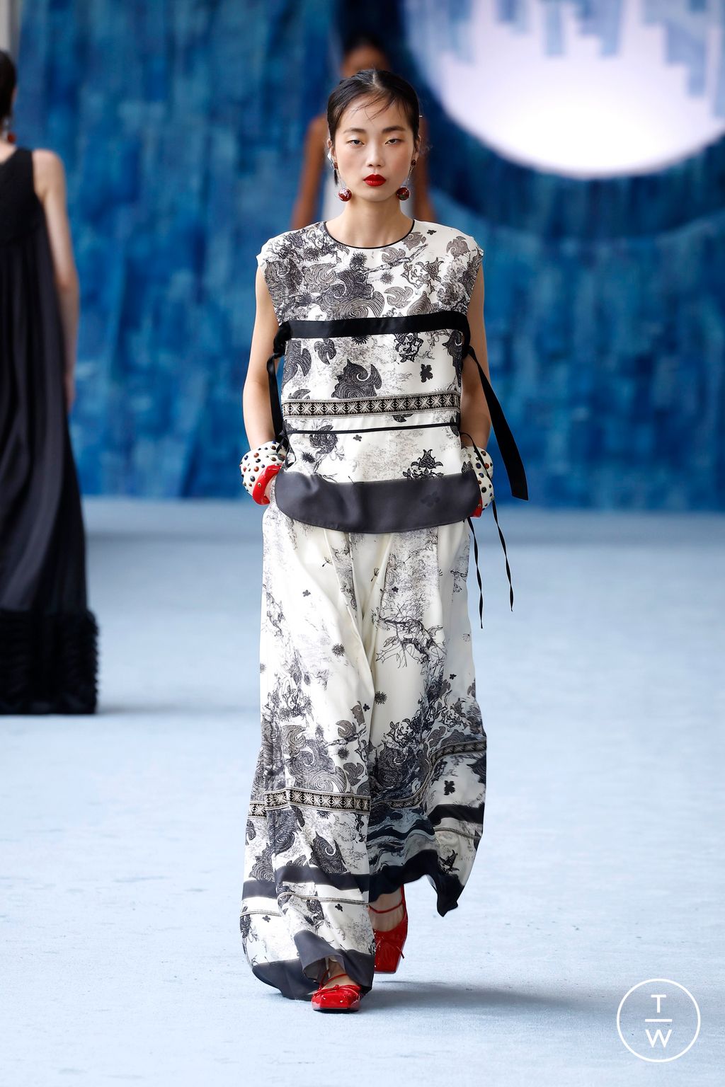 Fashion Week Milan Spring/Summer 2025 look 8 from the Hui collection womenswear