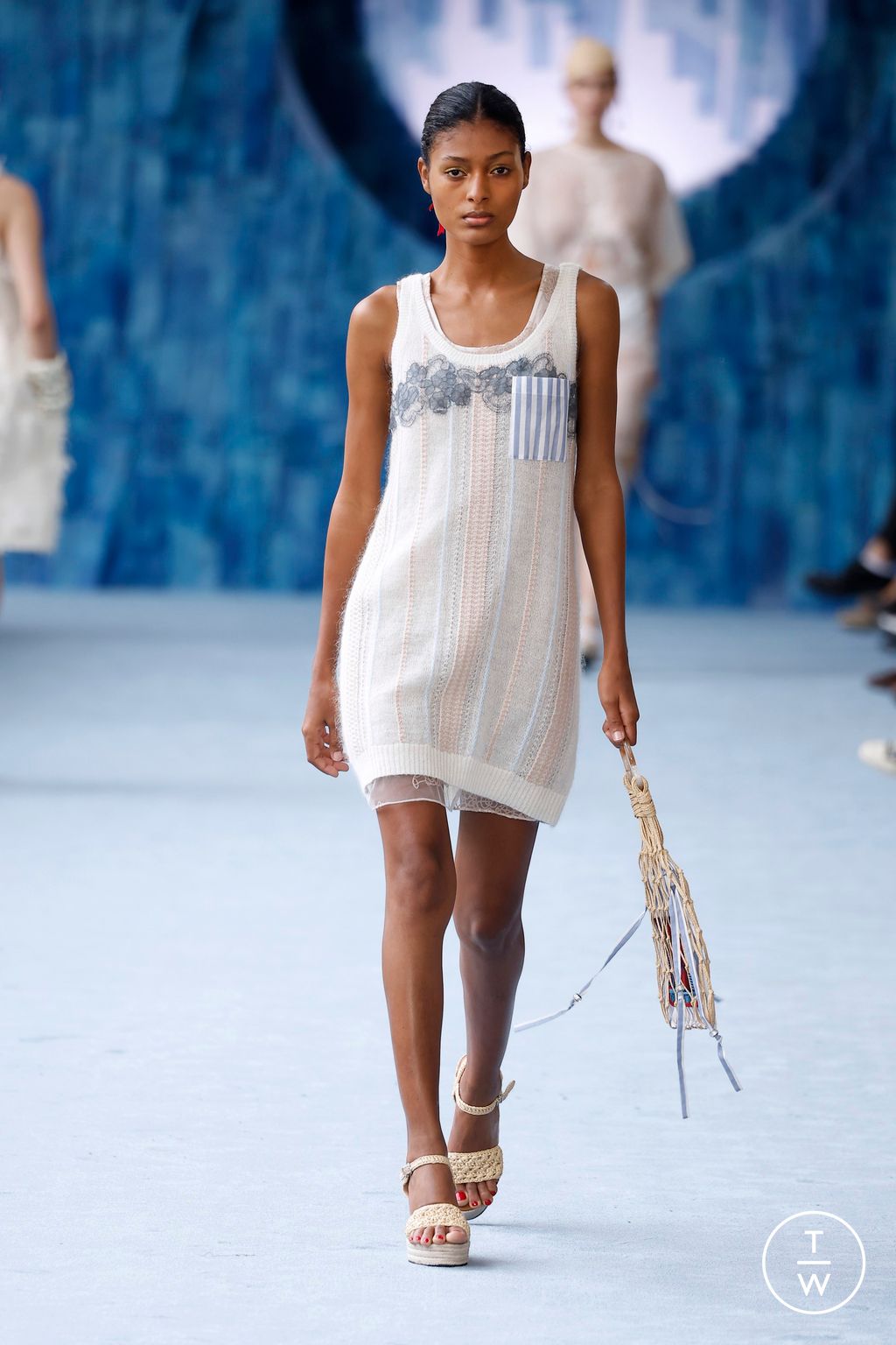 Hui Spring-Summer 2025 womenswear #9 - Tagwalk: The Fashion Search Engine