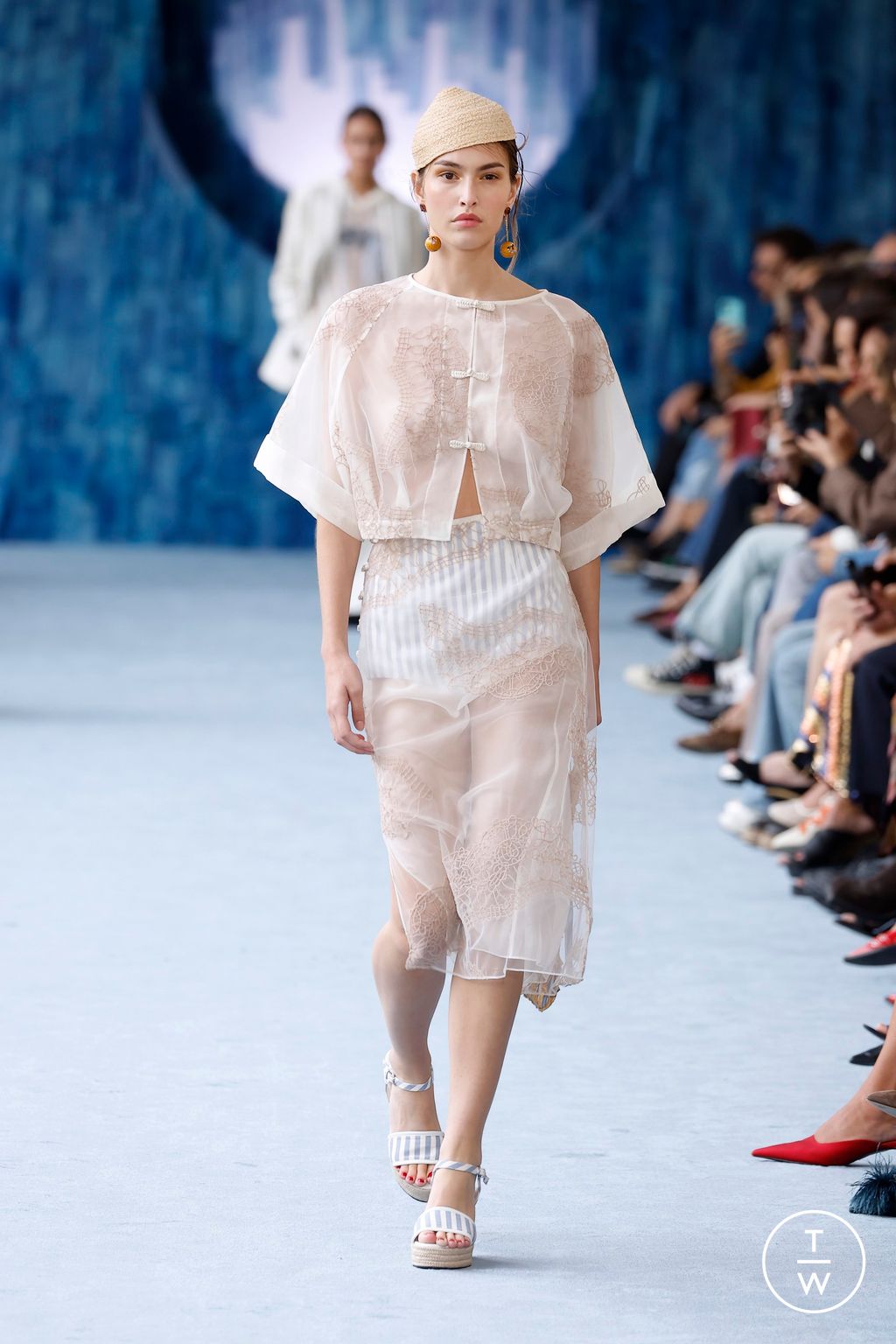 Fashion Week Milan Spring/Summer 2025 look 10 from the Hui collection womenswear