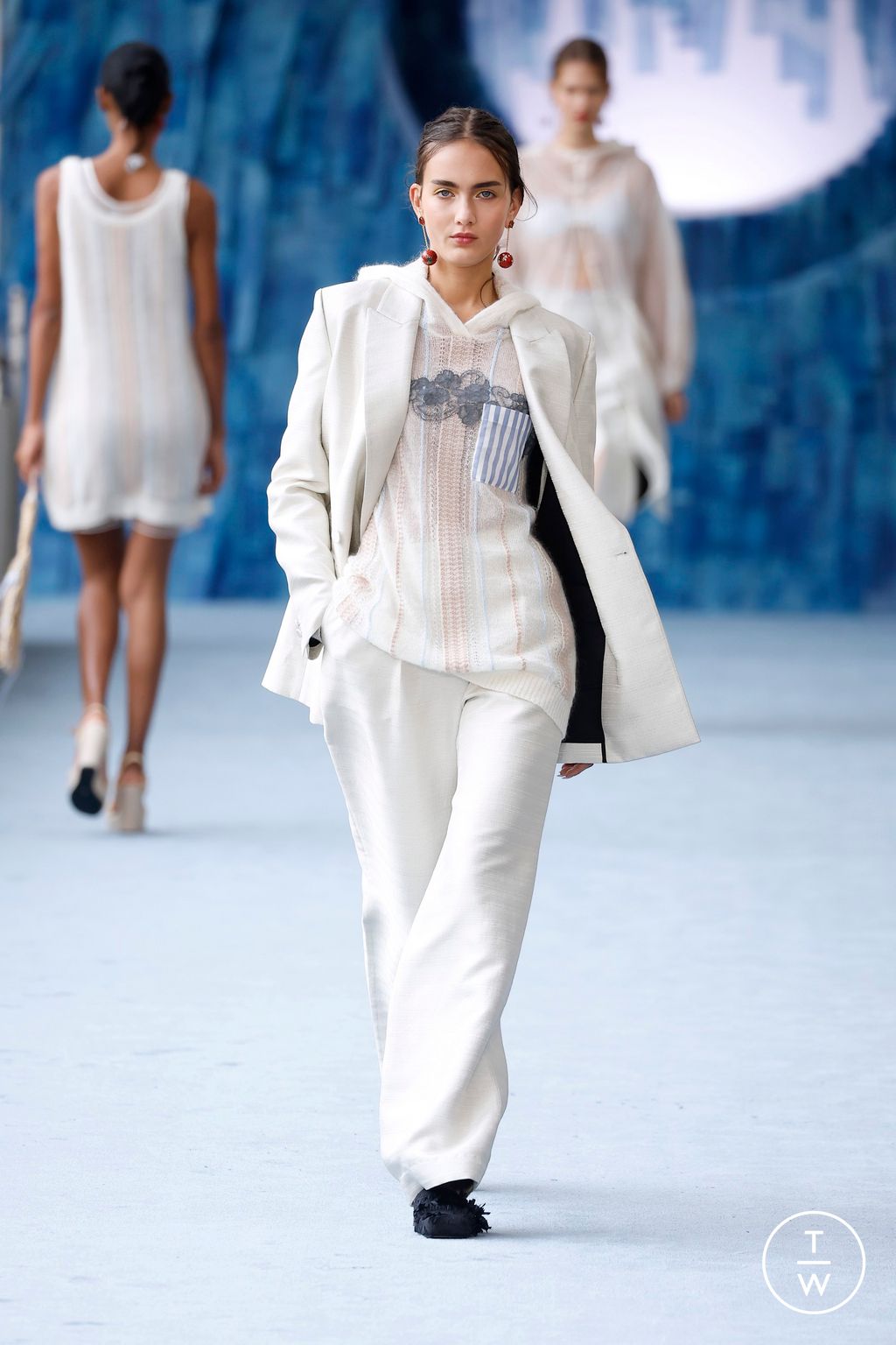 Fashion Week Milan Spring/Summer 2025 look 11 from the Hui collection womenswear