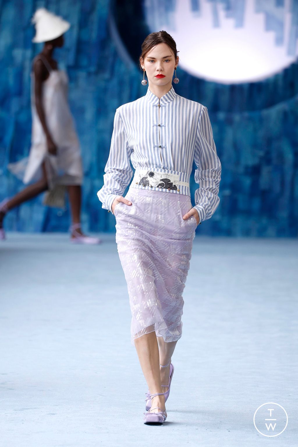 Fashion Week Milan Spring/Summer 2025 look 13 de la collection Hui womenswear