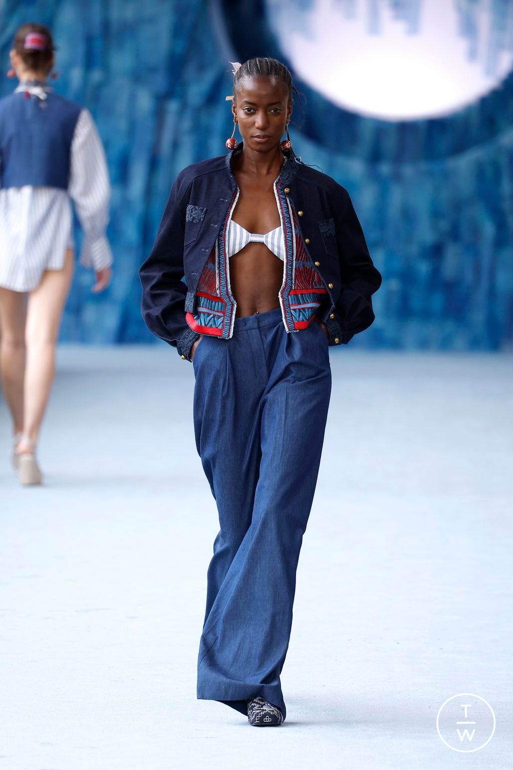 Fashion Week Milan Spring/Summer 2025 look 19 from the Hui collection womenswear
