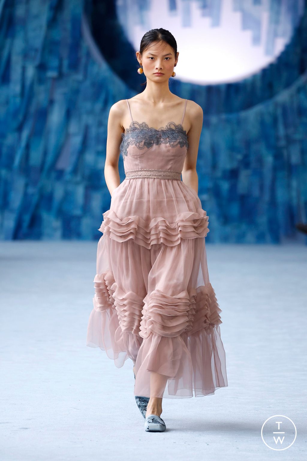 Fashion Week Milan Spring/Summer 2025 look 24 from the Hui collection womenswear