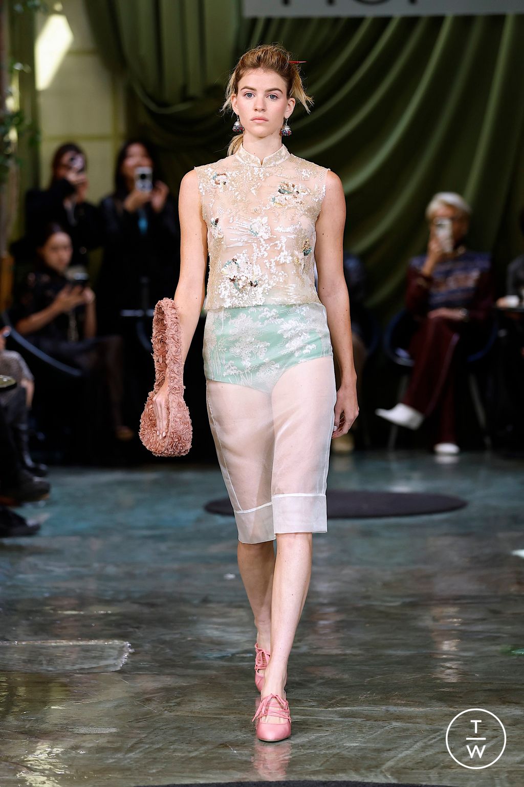 Fashion Week Milan Spring/Summer 2026 look 4 from the Hui collection 女装