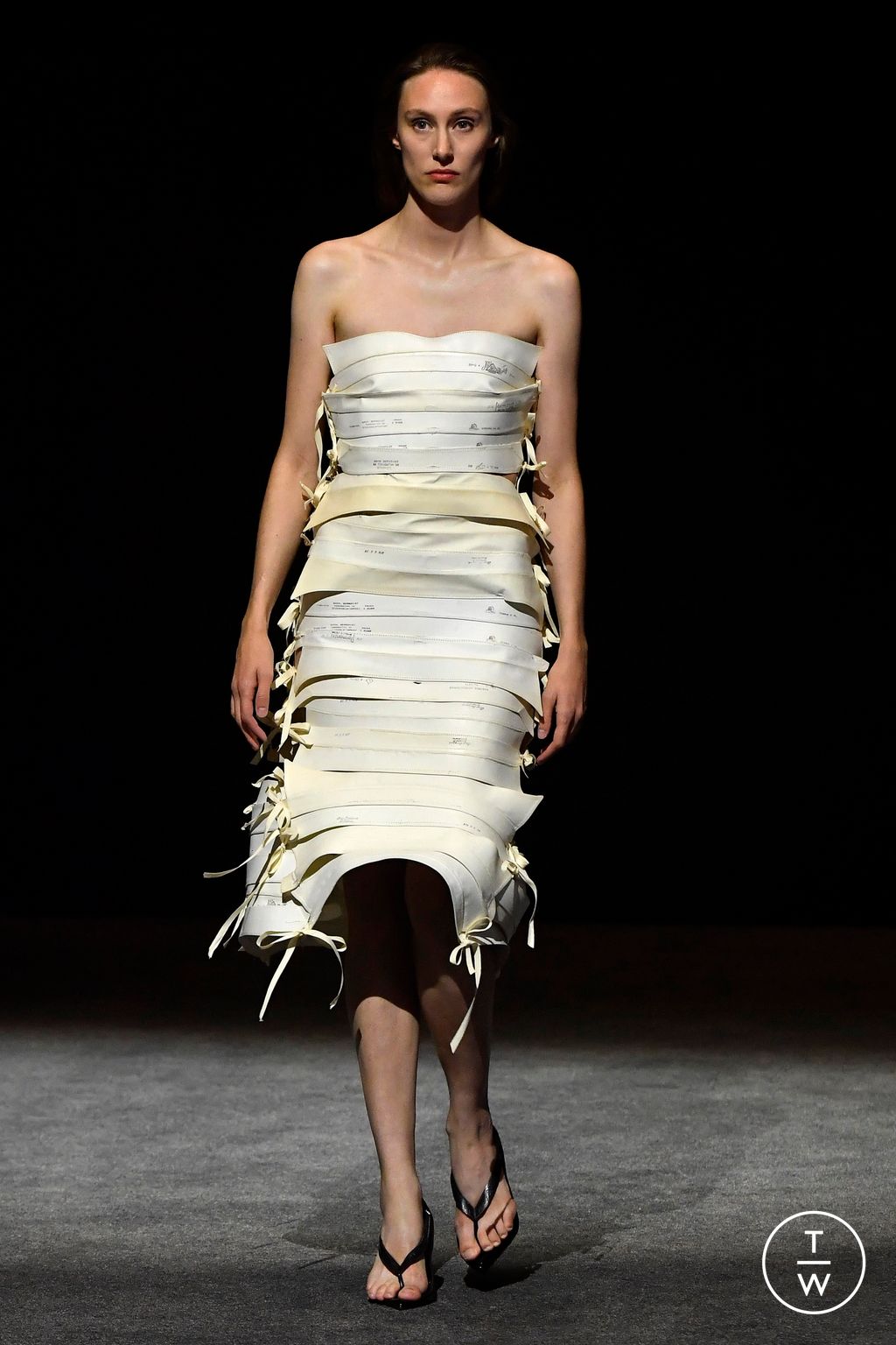 Fashion Week Paris Spring-Summer 2025 look 25 from the Hodakova collection womenswear