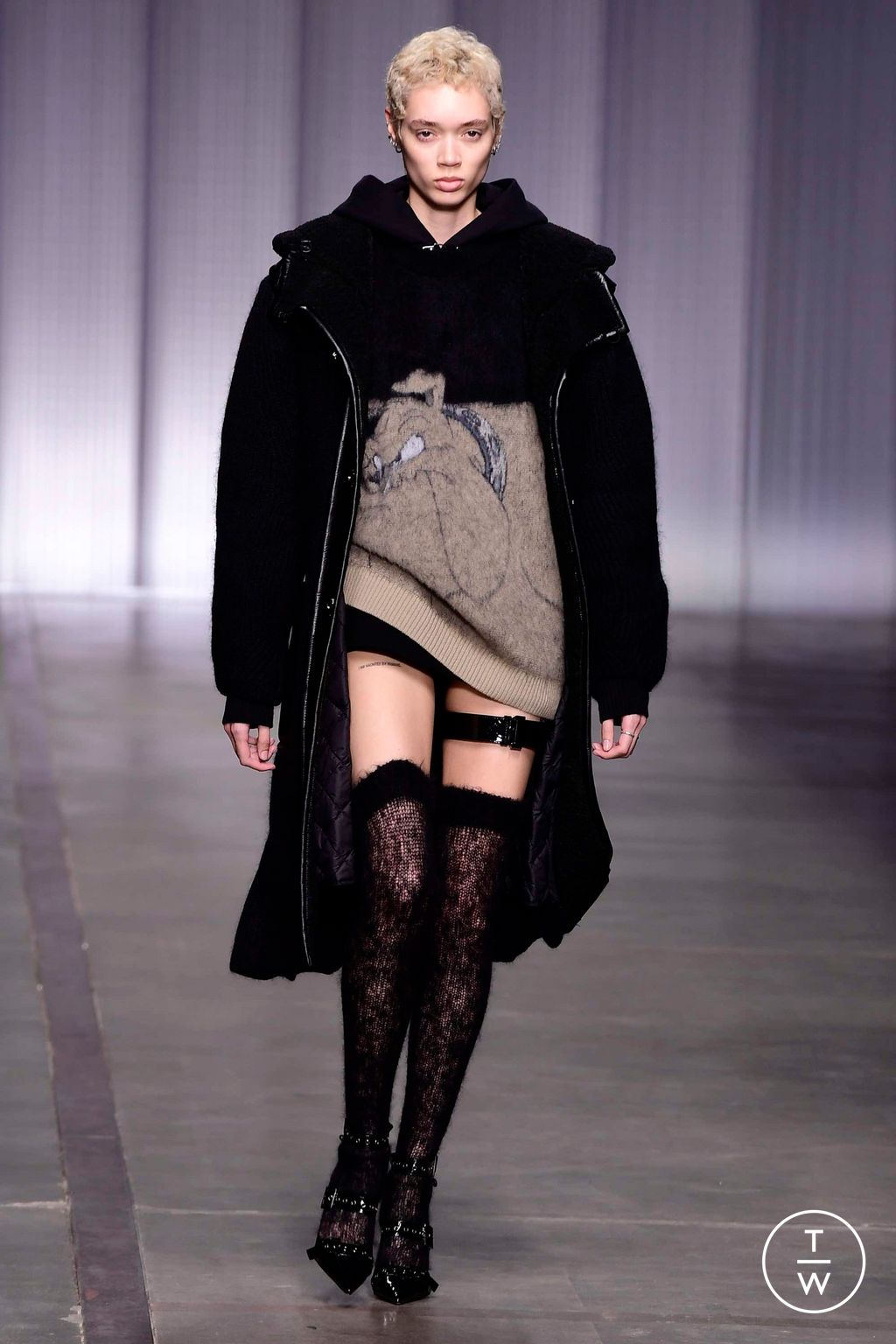 Fashion Week Milan Fall/Winter 2023 look 17 from the Iceberg collection womenswear