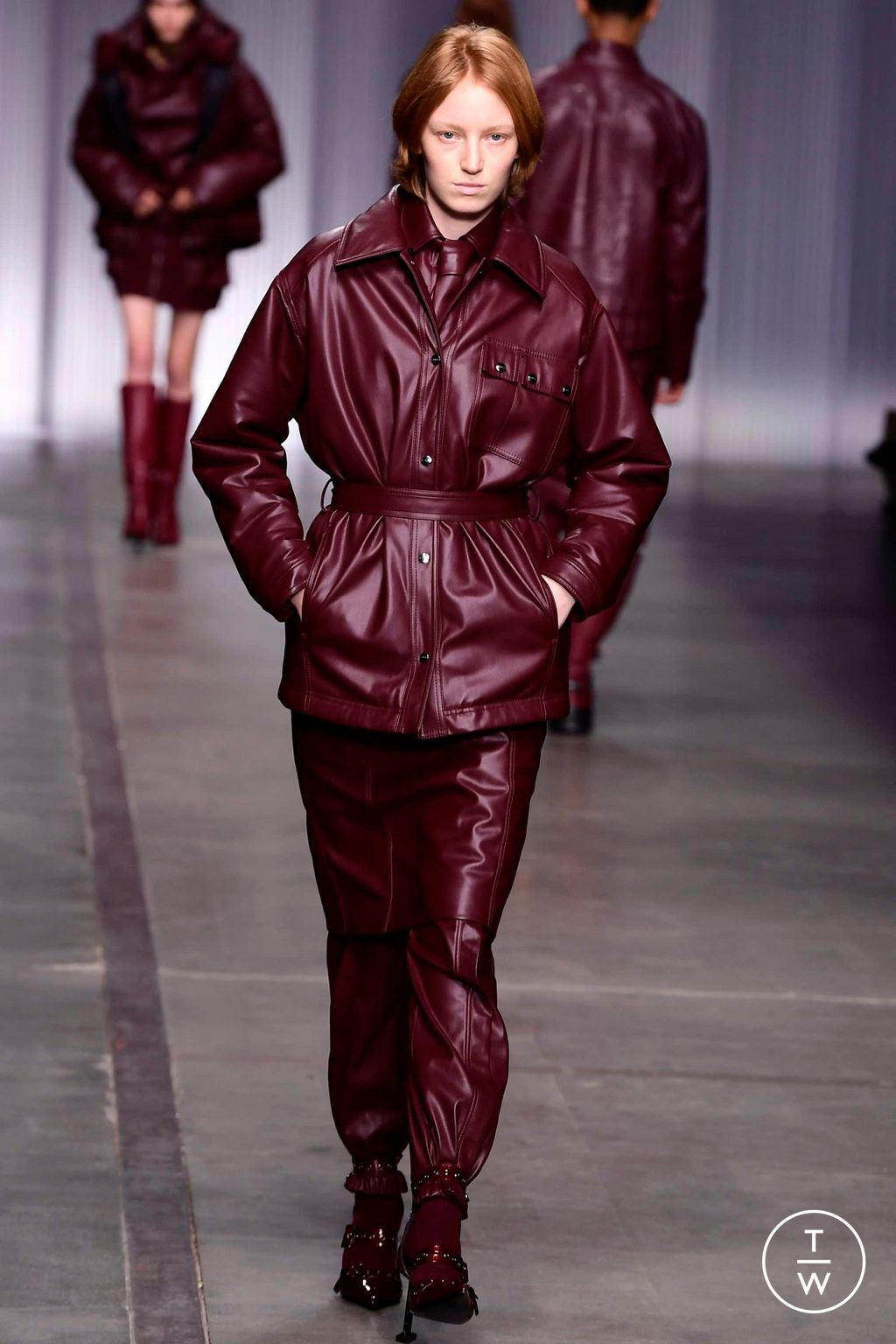 Fashion Week Milan Fall/Winter 2023 look 26 from the Iceberg collection womenswear
