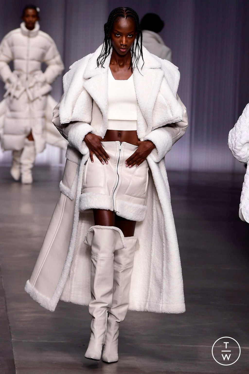 Fashion Week Milan Fall/Winter 2023 look 31 from the Iceberg collection womenswear