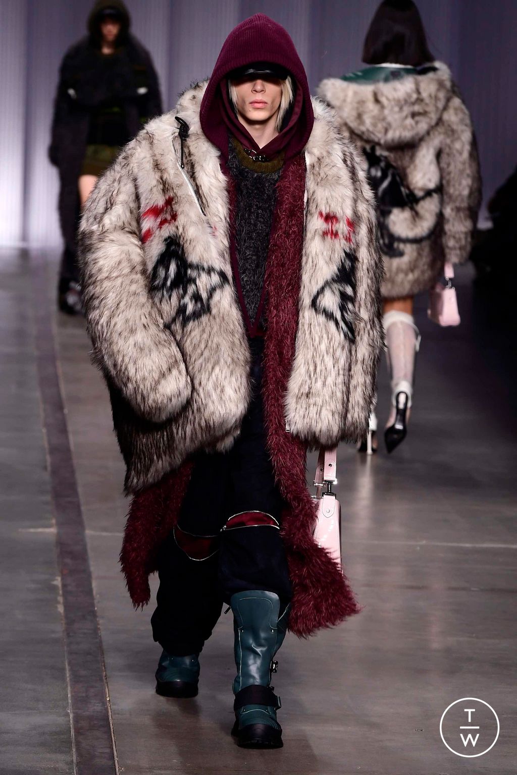 Fashion Week Milan Fall/Winter 2023 look 37 from the Iceberg collection 女装
