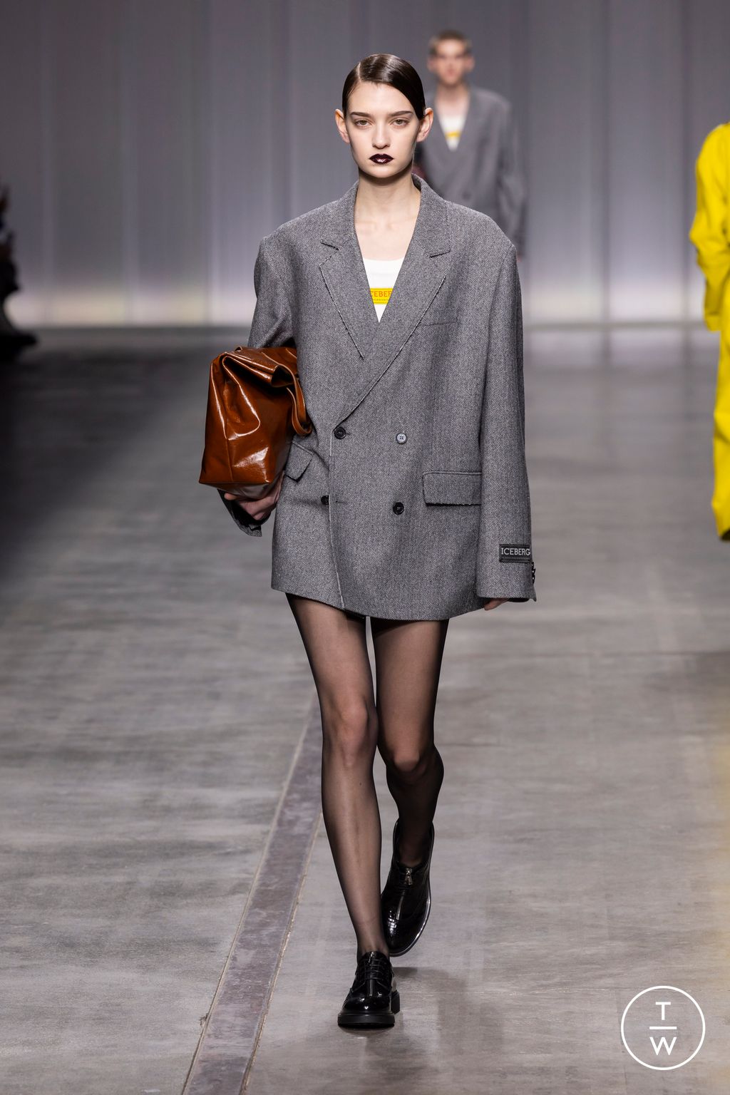 Fashion Week Milan Fall/Winter 2024 look 4 from the Iceberg collection womenswear