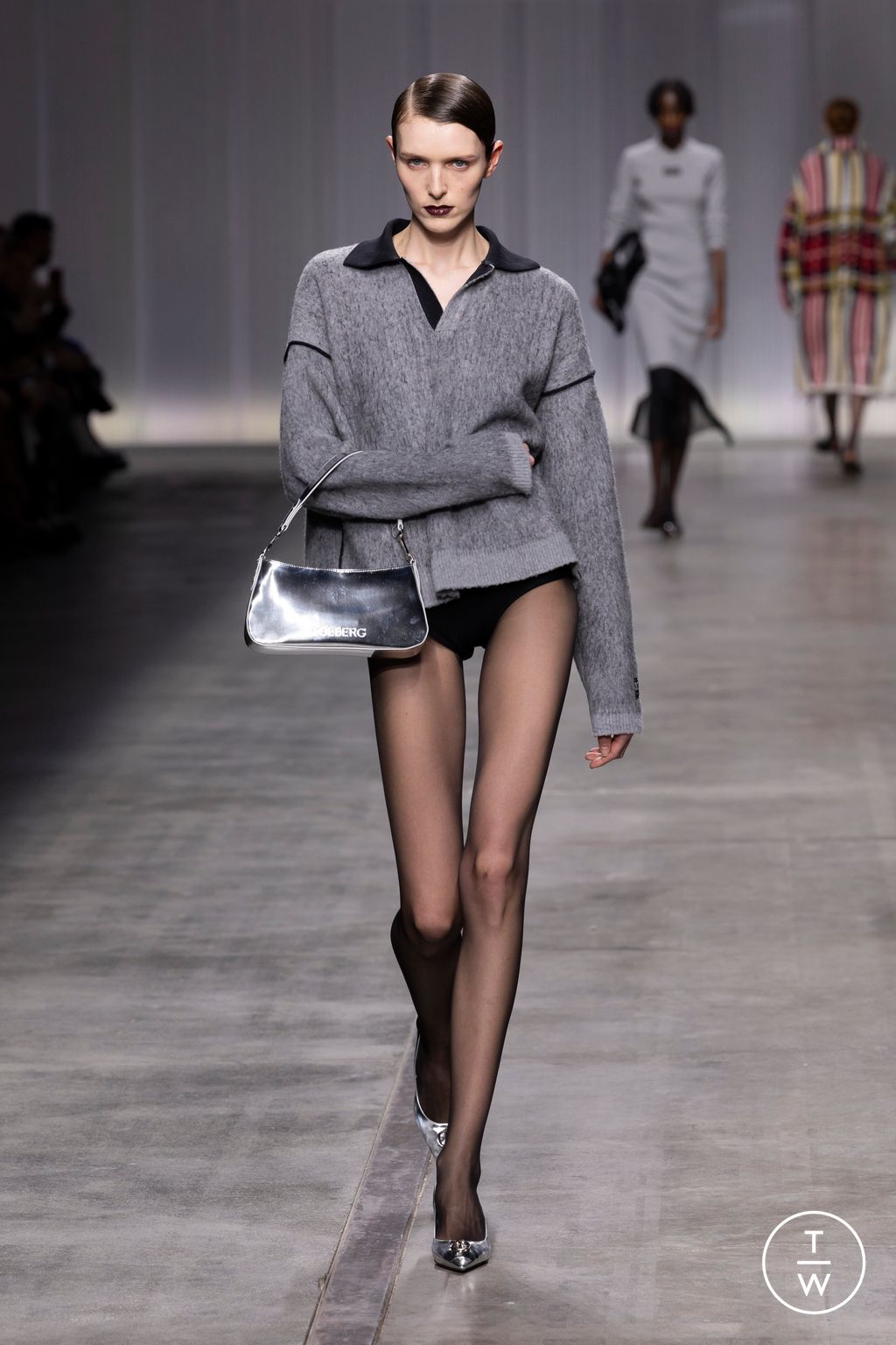 Fashion Week Milan Fall/Winter 2024 look 9 de la collection Iceberg womenswear