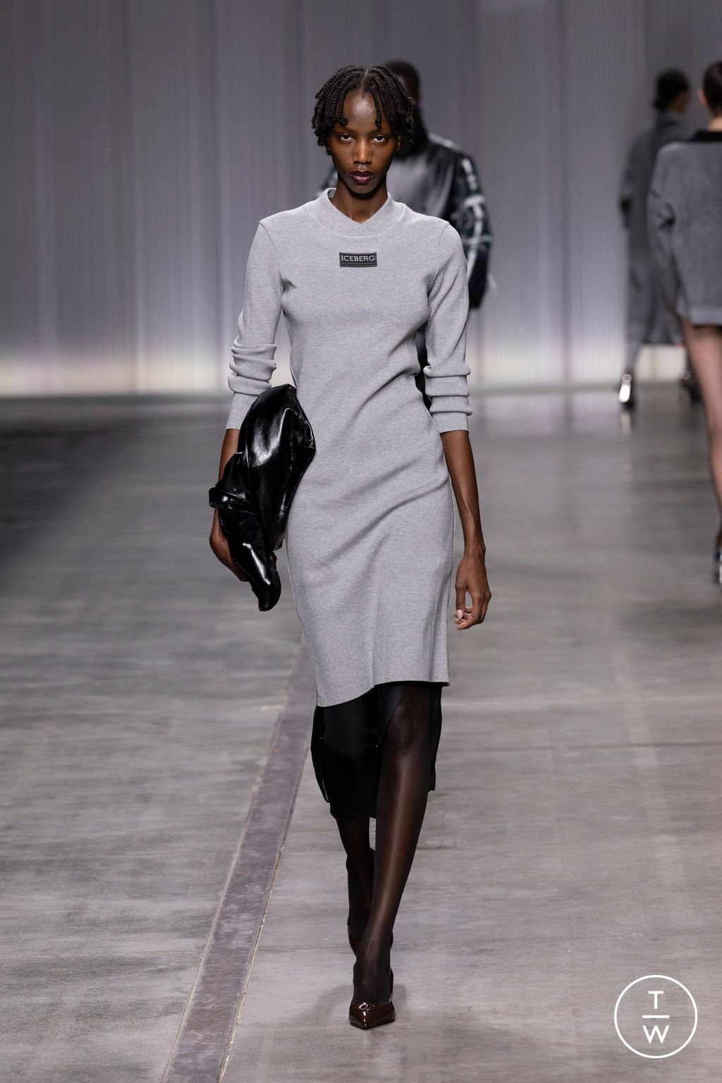 Fashion Week Milan Fall/Winter 2024 look 10 de la collection Iceberg womenswear